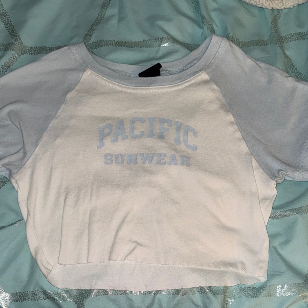 Pacific Sunwear Blue and White Raglan Top